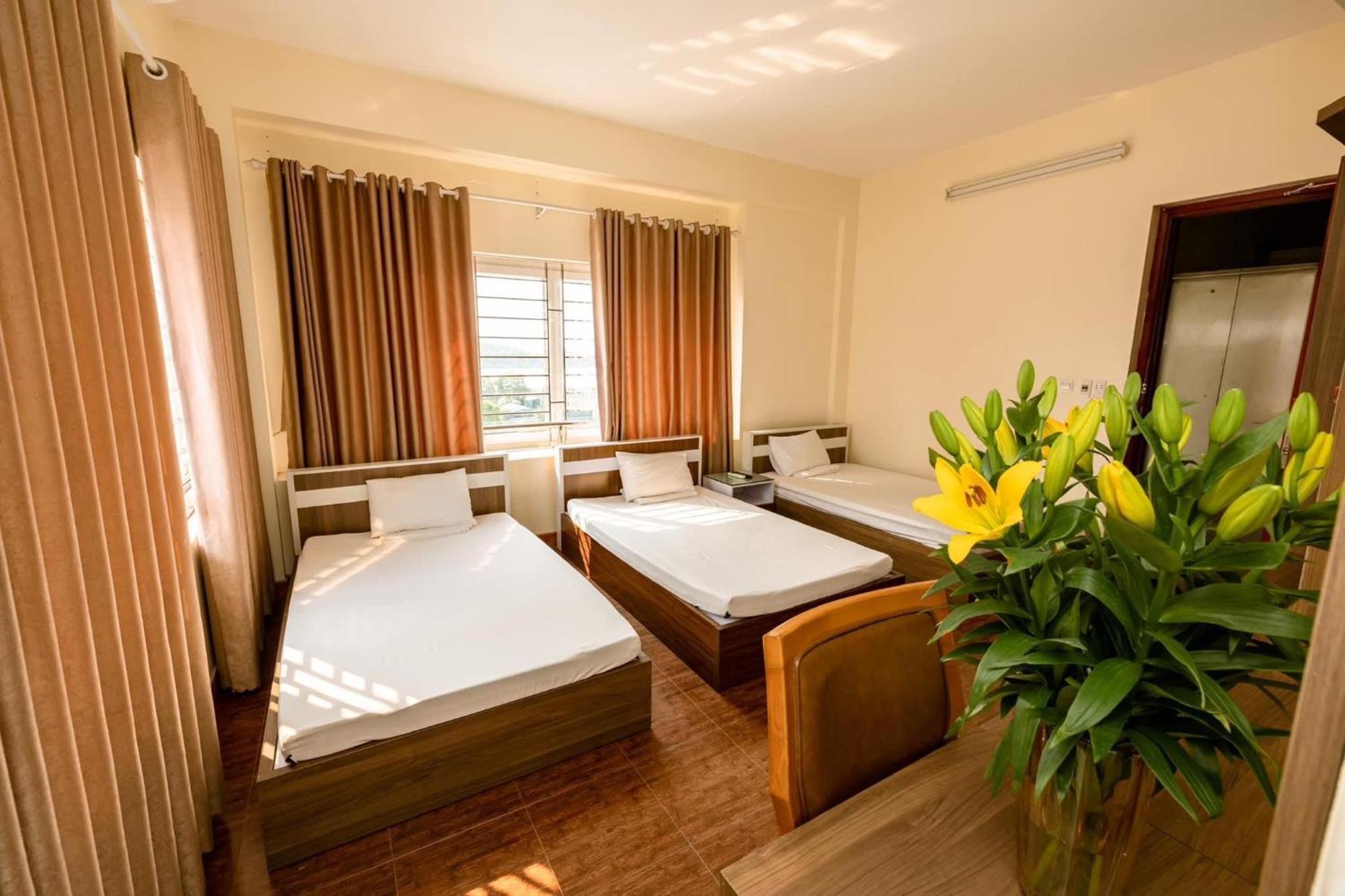 Phuong Lam Hotel Ha Long Exteriör bild